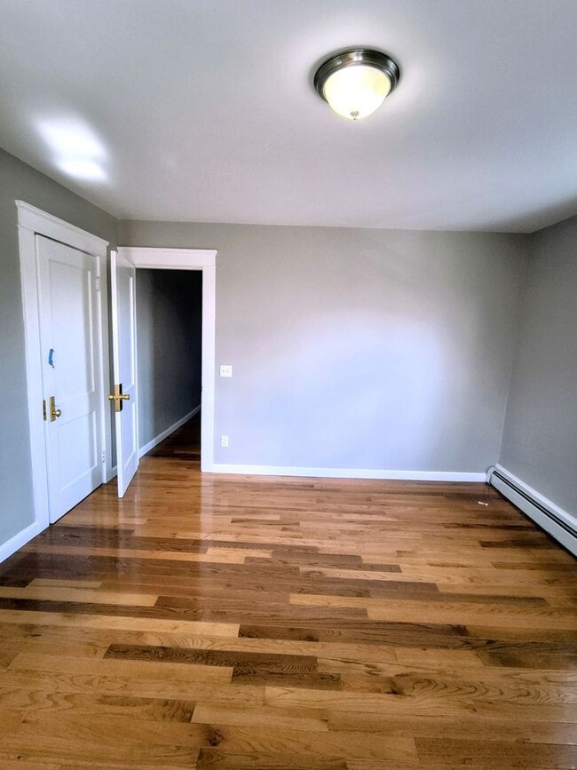 Building Photo - *****Cranston/Eden Park – Four Bed Duplex - $3,295*****