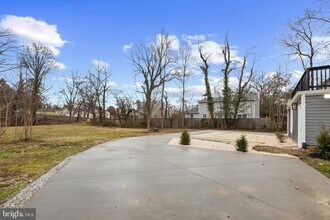 Building Photo - 3284 Annandale Rd