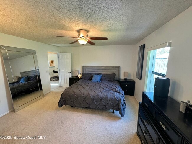Building Photo - 1436 Brook Dr