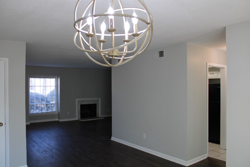 Building Photo - 5422 Gatehouse Dr