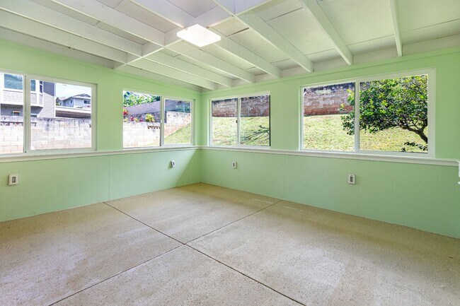 Building Photo - 3BD/2BA Single Family Home in Mililani Mauka with Solar and 2 Car Garage