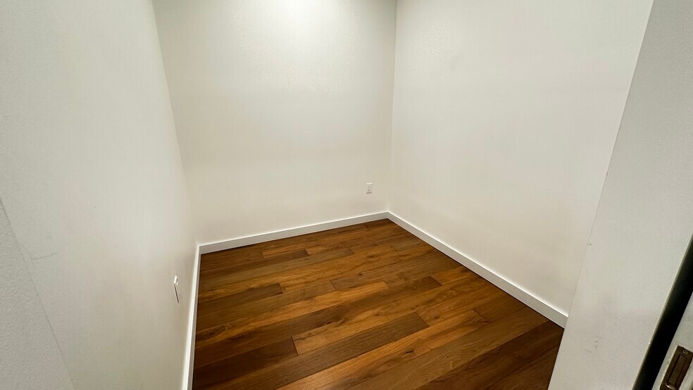 Den - 97 Elmwood St