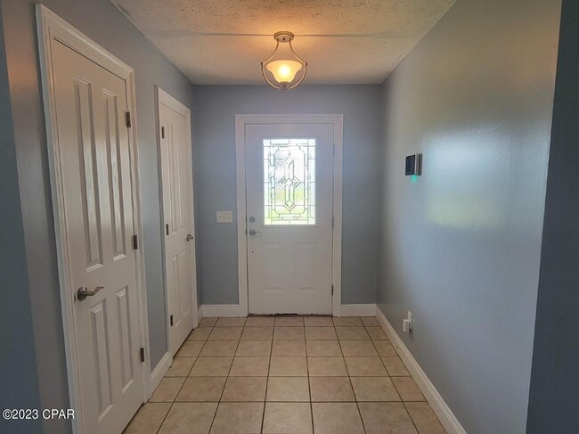 Building Photo - 4806 McCall Ln