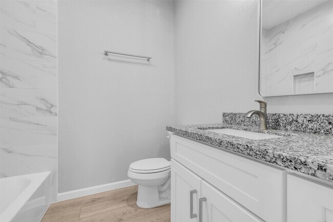 Building Photo - 4905 Paula St