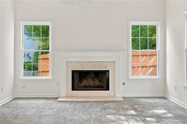 Building Photo - 2280 Orleans Ave