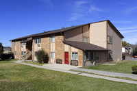 Building Photo - Pinon Manor Apartments