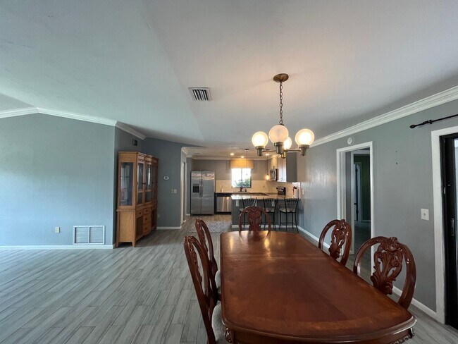 Building Photo - Beautiful 3-Bedroom Home in Palm Coast!