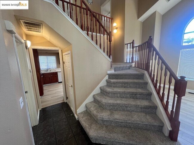 Building Photo - 5016 Perry Way