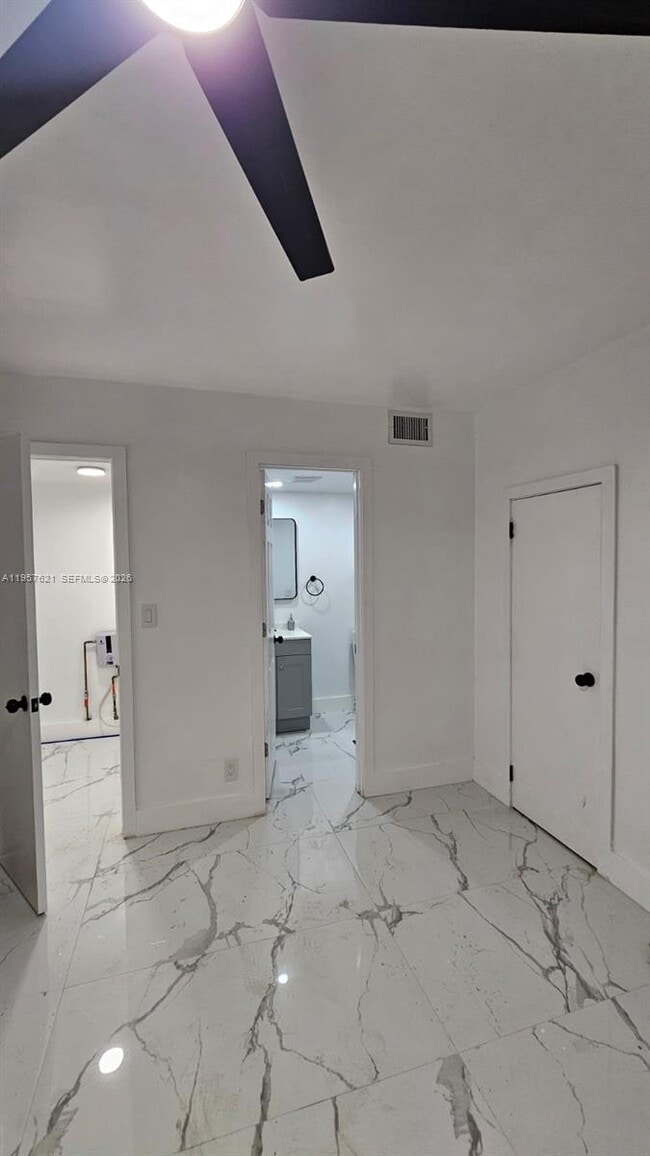 Building Photo - 7085 W Sunrise Blvd