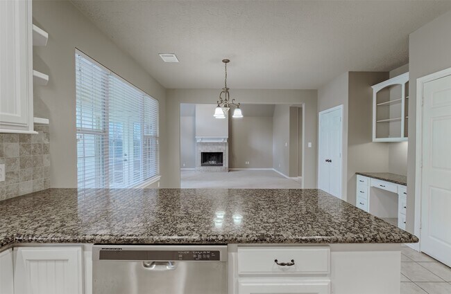 Building Photo - 14918 Pollux Dr