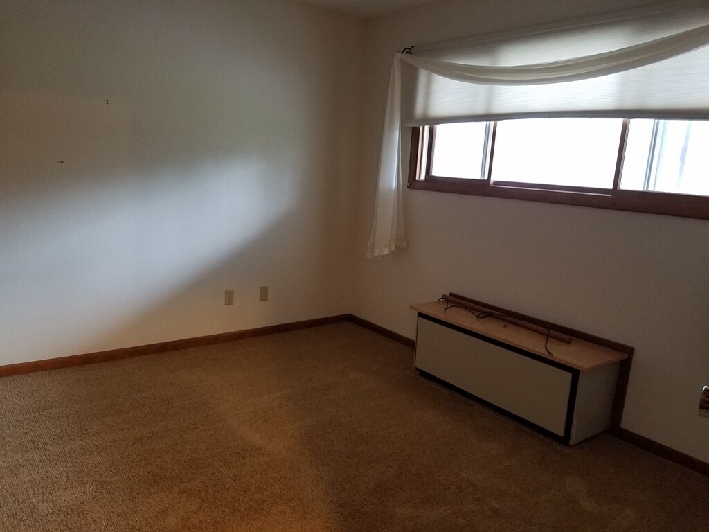 Building Photo - 2006 21 3/8 Street