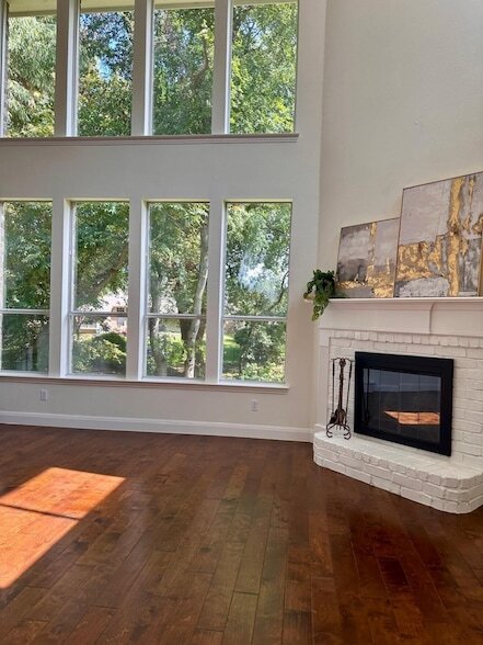 Building Photo - 812 Brookwater Dr