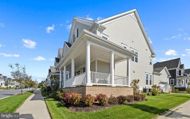 Building Photo - 607 Somerstown St