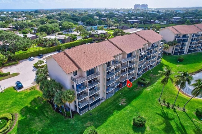 Building Photo - 501 Seafarer Cir