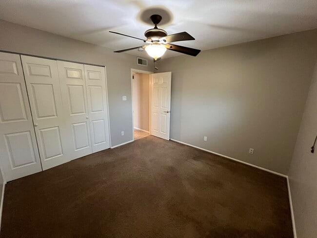 Building Photo - 3 bedroom home in Tempe