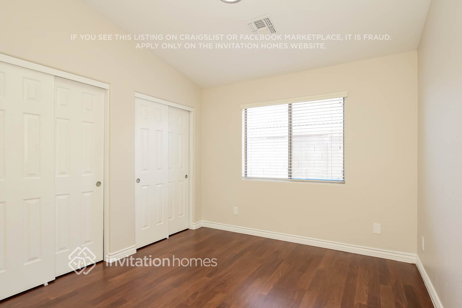 Building Photo - 12842 W Windrose Dr