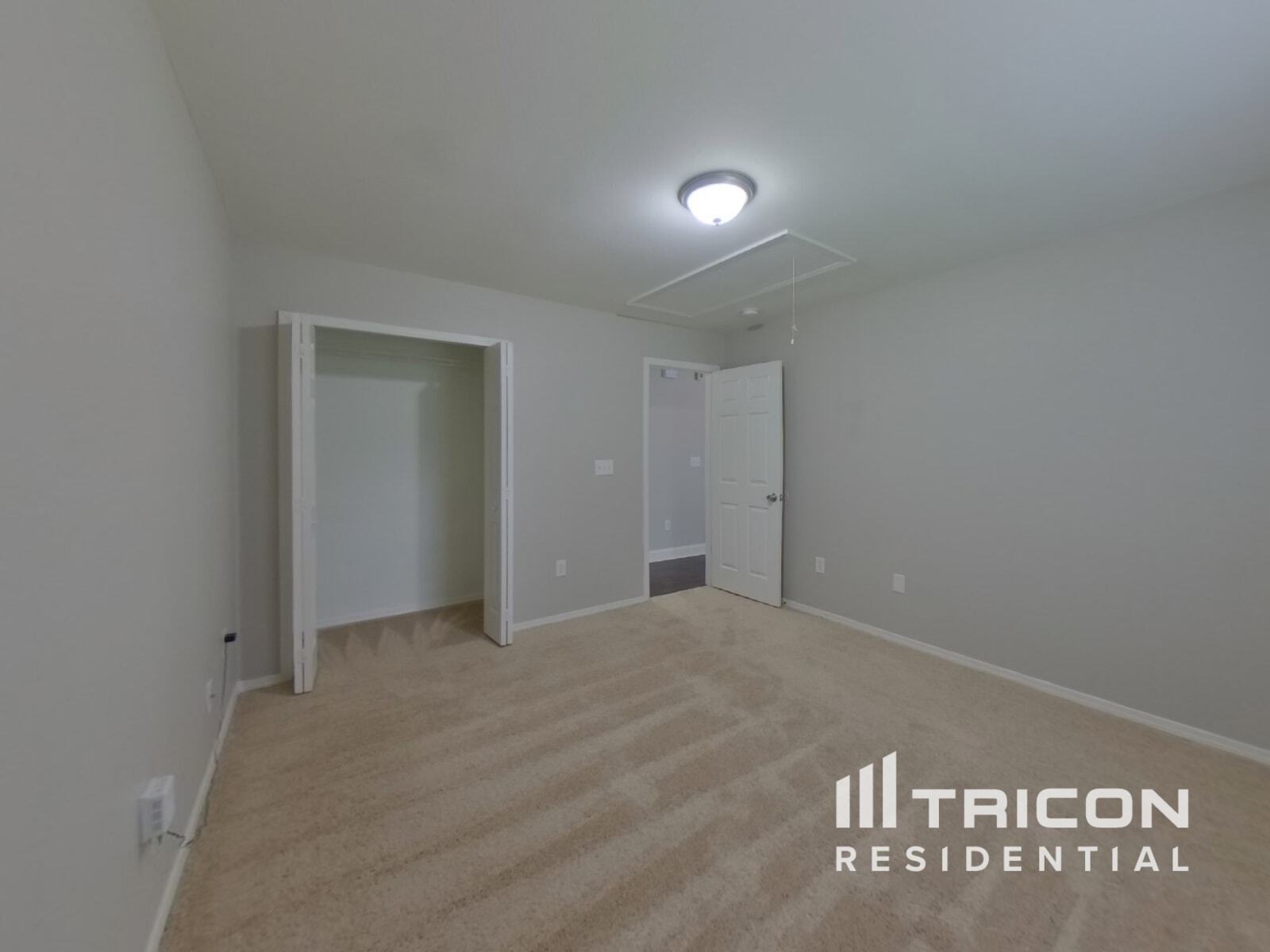 Building Photo - 4116 Larkhaven Village Dr