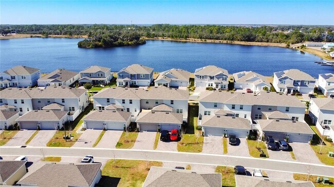 Building Photo - 3077 Ella Wy