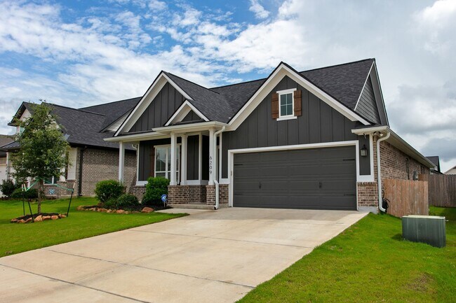 Building Photo - Spectacular Home in Southern Pointe!!