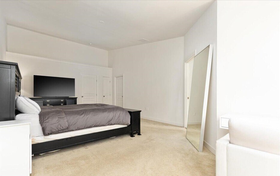 Building Photo - 25217 Beach Pl