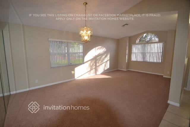 Building Photo - 5941 Aquamarine Way