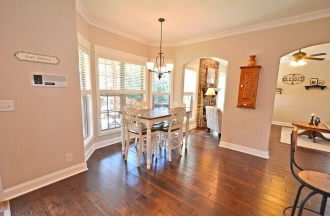 Building Photo - 181 Roanoke Station Cir