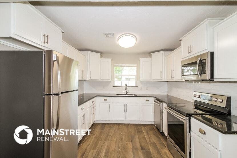 Building Photo - 1613 SW 61st Terrace
