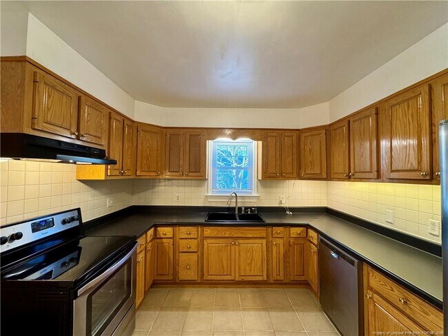 Building Photo - 705 McPherson Ave