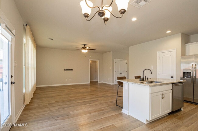 Building Photo - 303 Tall Meadows Ln