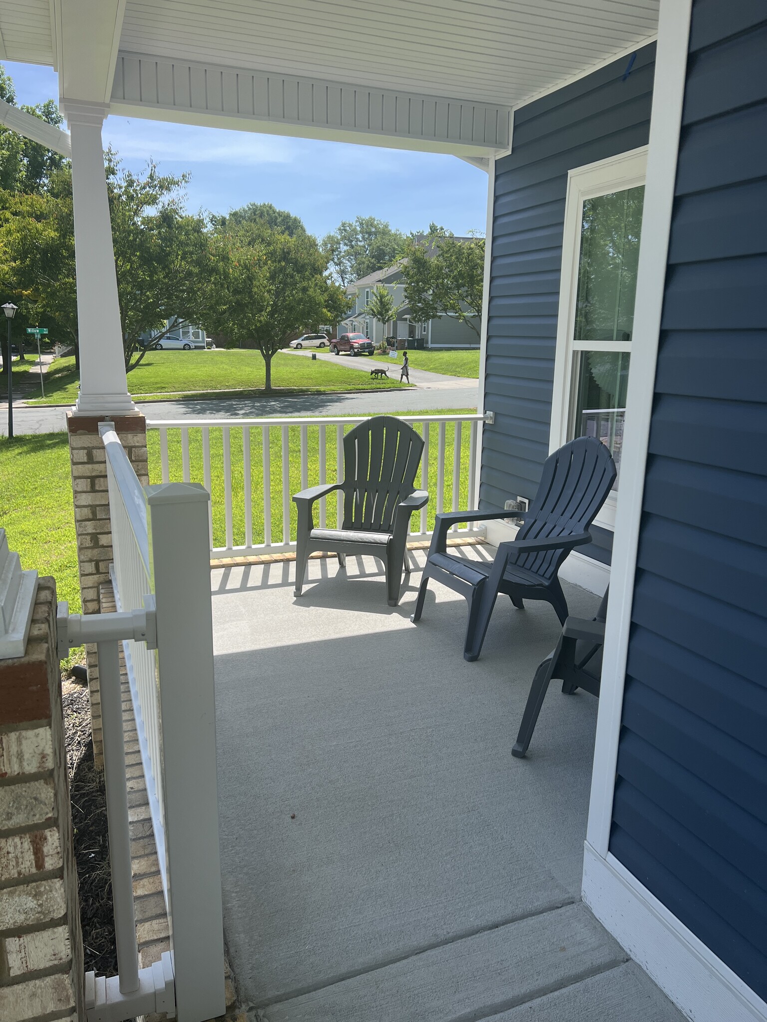 porch - 2006 Linda Jones Ave