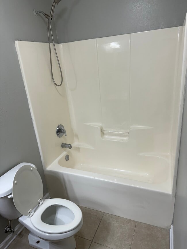 Building Photo - 1589 Quazar Rd