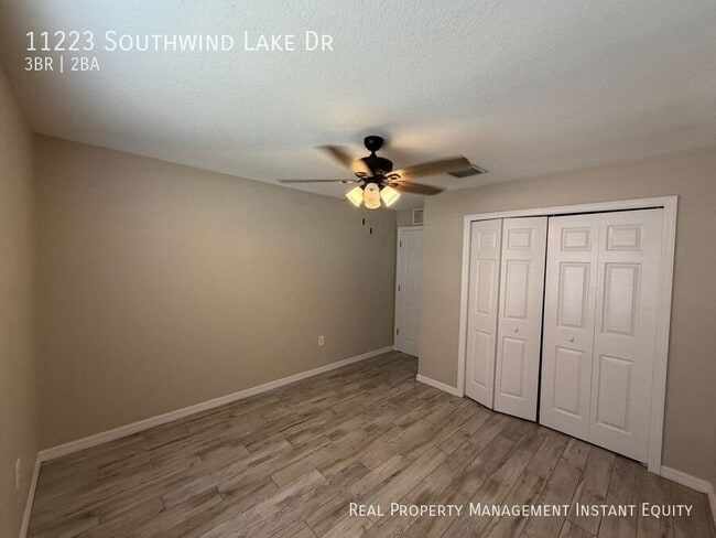 Building Photo - 11223 Southwind Lake Dr