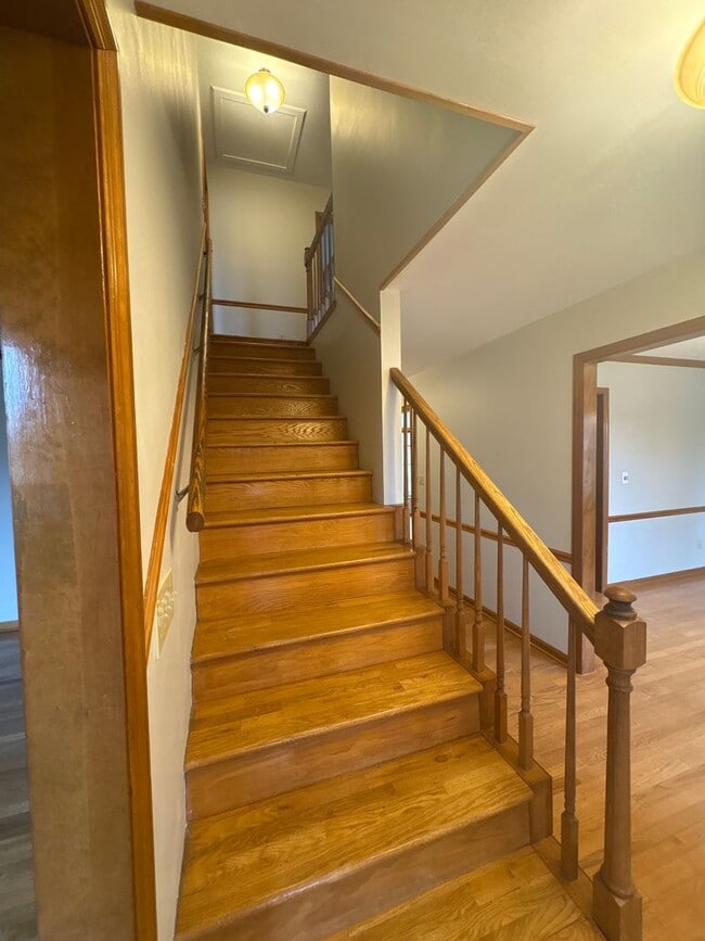 Building Photo - Charming Home Near Lakewood Golf & Country Club in Tullahoma...