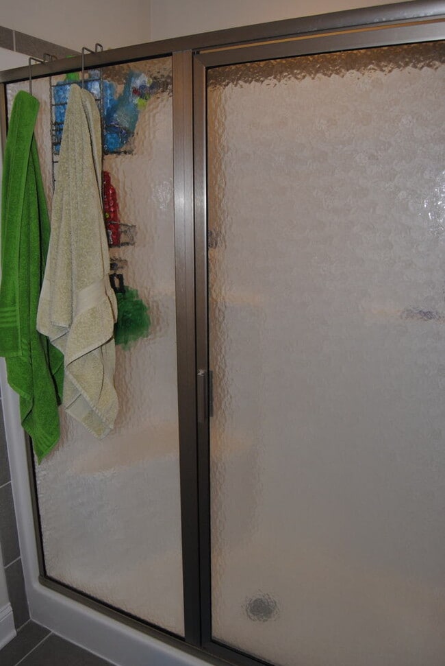 Building Photo - 302 Carew Dr