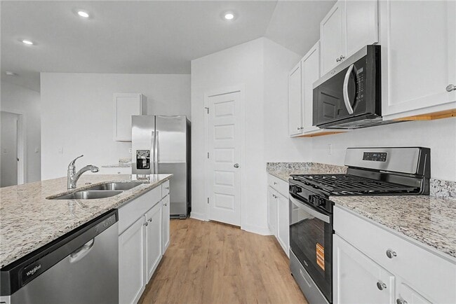 Building Photo - 3070 Rosalee Ln