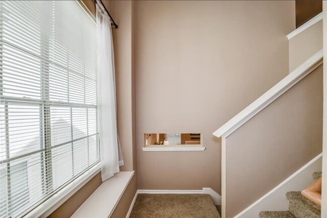 Building Photo - 51 Marble Rock Pl