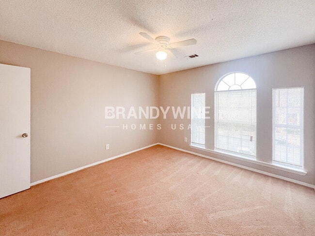 Building Photo - 3154 Snapfinger Ln