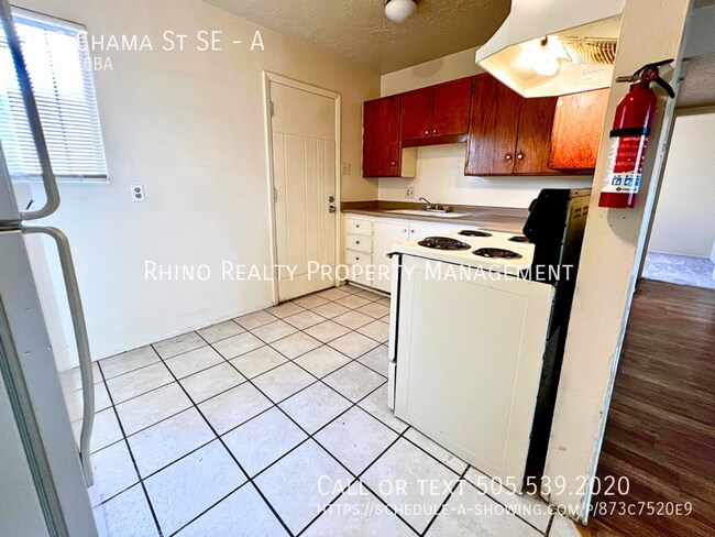 Building Photo - 532 Chama St SE