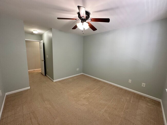 Building Photo - Exclusively Offered by Muse Realty Rentals...