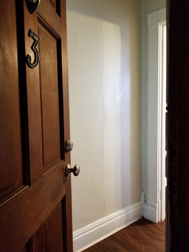 Building Photo - 1238 Garvin Pl