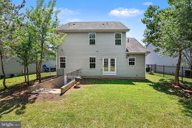 Building Photo - 1024 Cook Dr SE