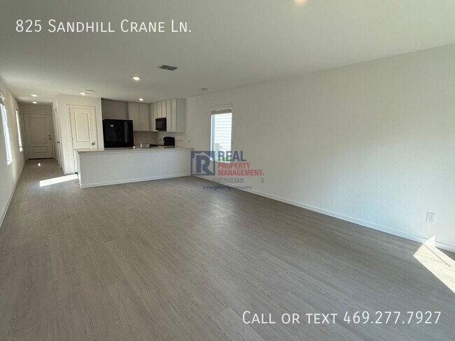 Building Photo - 825 Sandhill Crane Ln