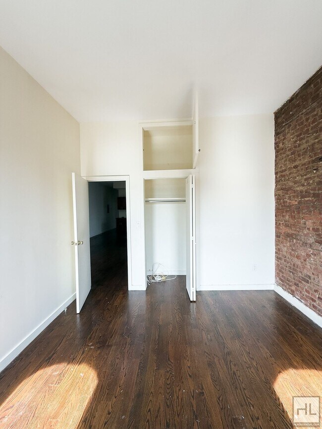 Building Photo - NOSTRAND AVENUE / Spacious 4-bed, 1-bath /...