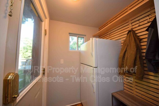 Building Photo - 4201 2nd Ave S