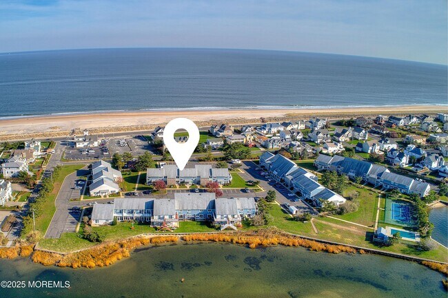 Primary Photo - 100 Seaview Ave