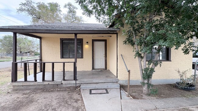 Building Photo - 501 E 3rd St