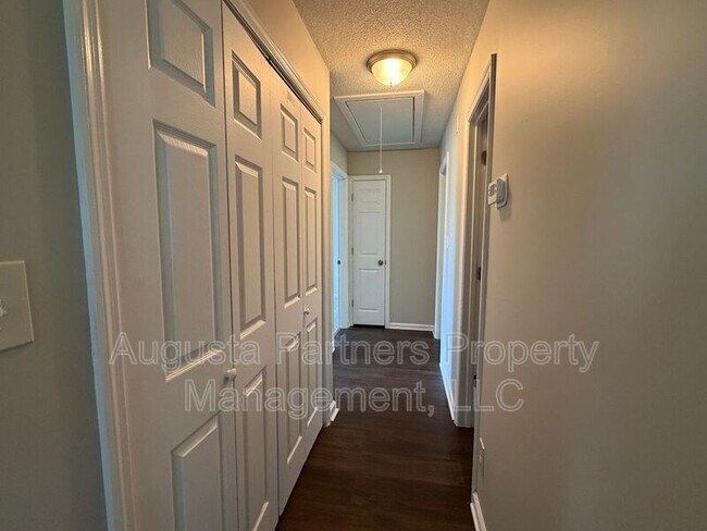 Building Photo - 3626 Pebble Creek Dr