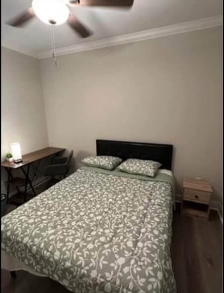 Building Photo - 2136 Saint Andrew St