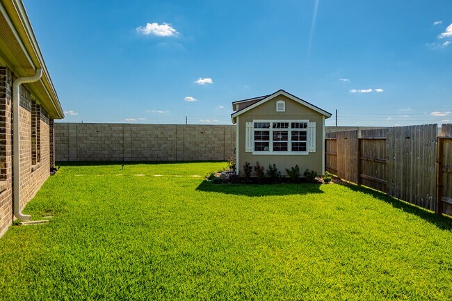 Building Photo - 5108 Marcasca Dr