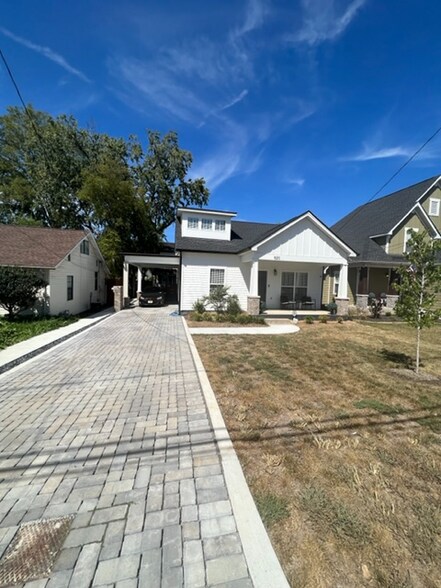 Primary Photo - 520 Hamilton Ave